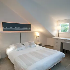 https://residence-iere-la-cerisaie.fr-paris.fr